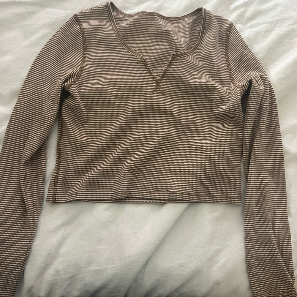 American Eagle striped crop top